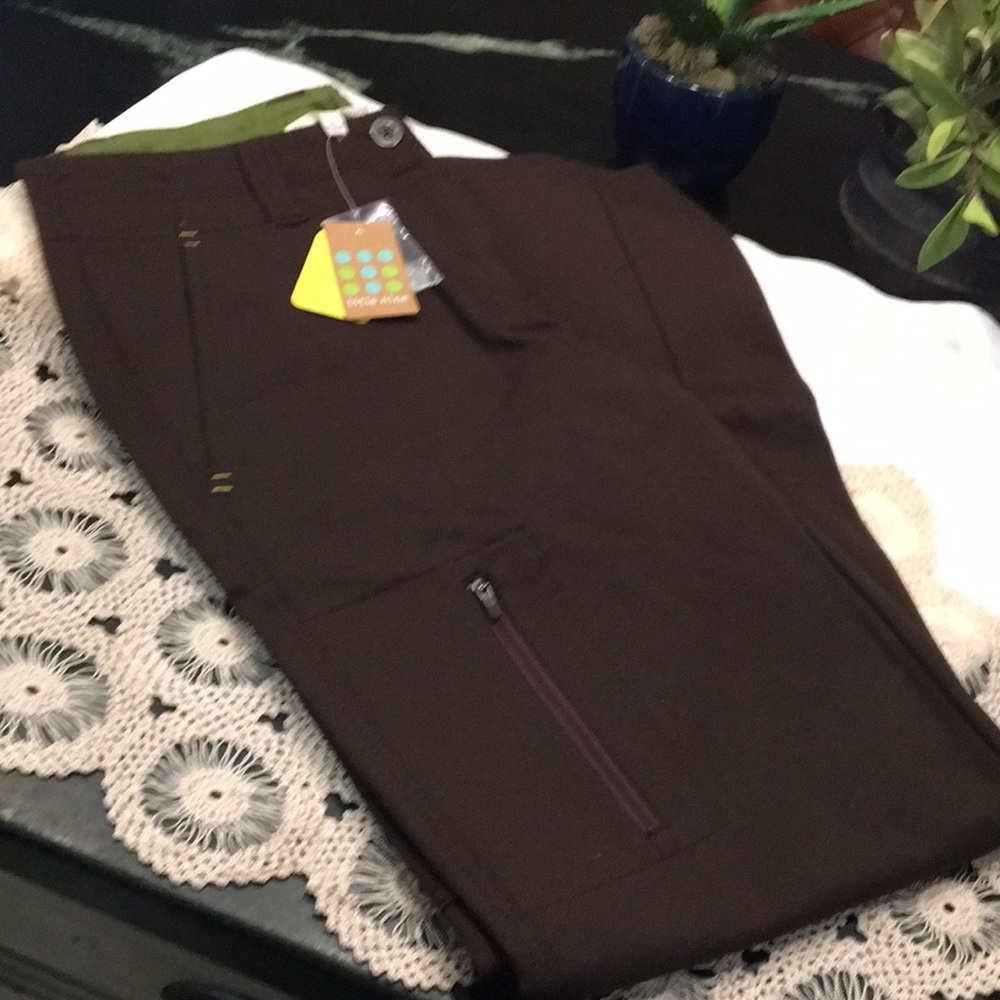 Title Nine chocolate color Hepburn pant 6